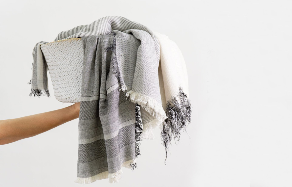 eco-friendly and handwoven oversized scarves by efrat elezraki, “woven textile design”. // via: design break blog