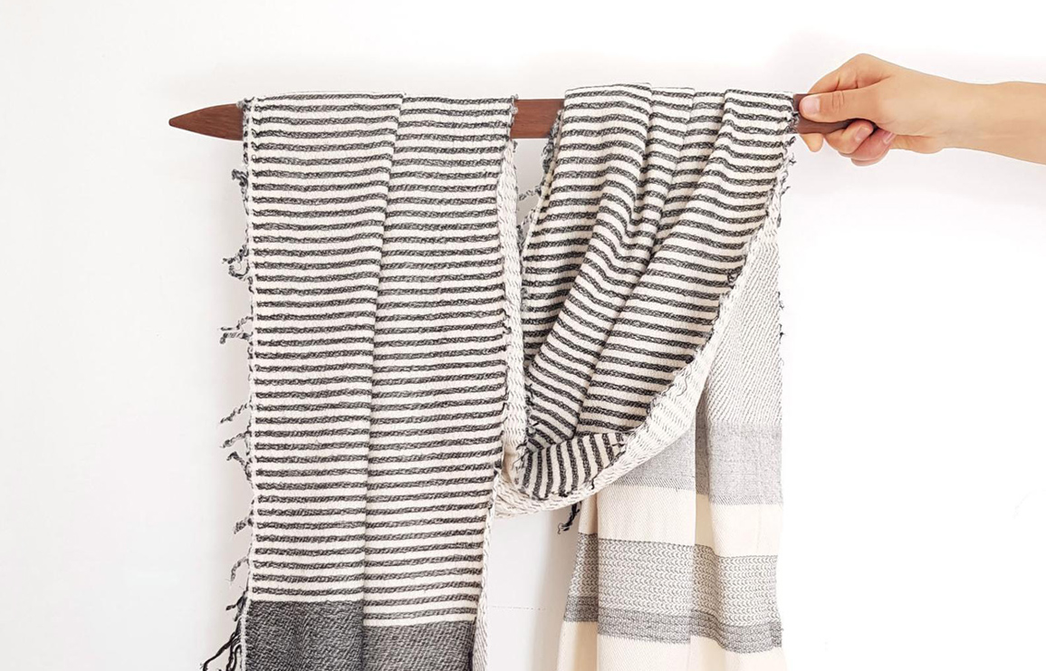 eco-friendly and handwoven oversized scarves by efrat elezraki, “woven textile design”. // via: design break blog